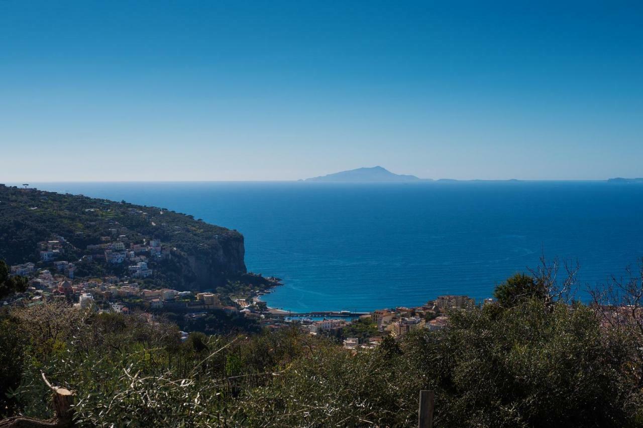 Casa Floriana Lägenhet Vico Equense Exteriör bild
