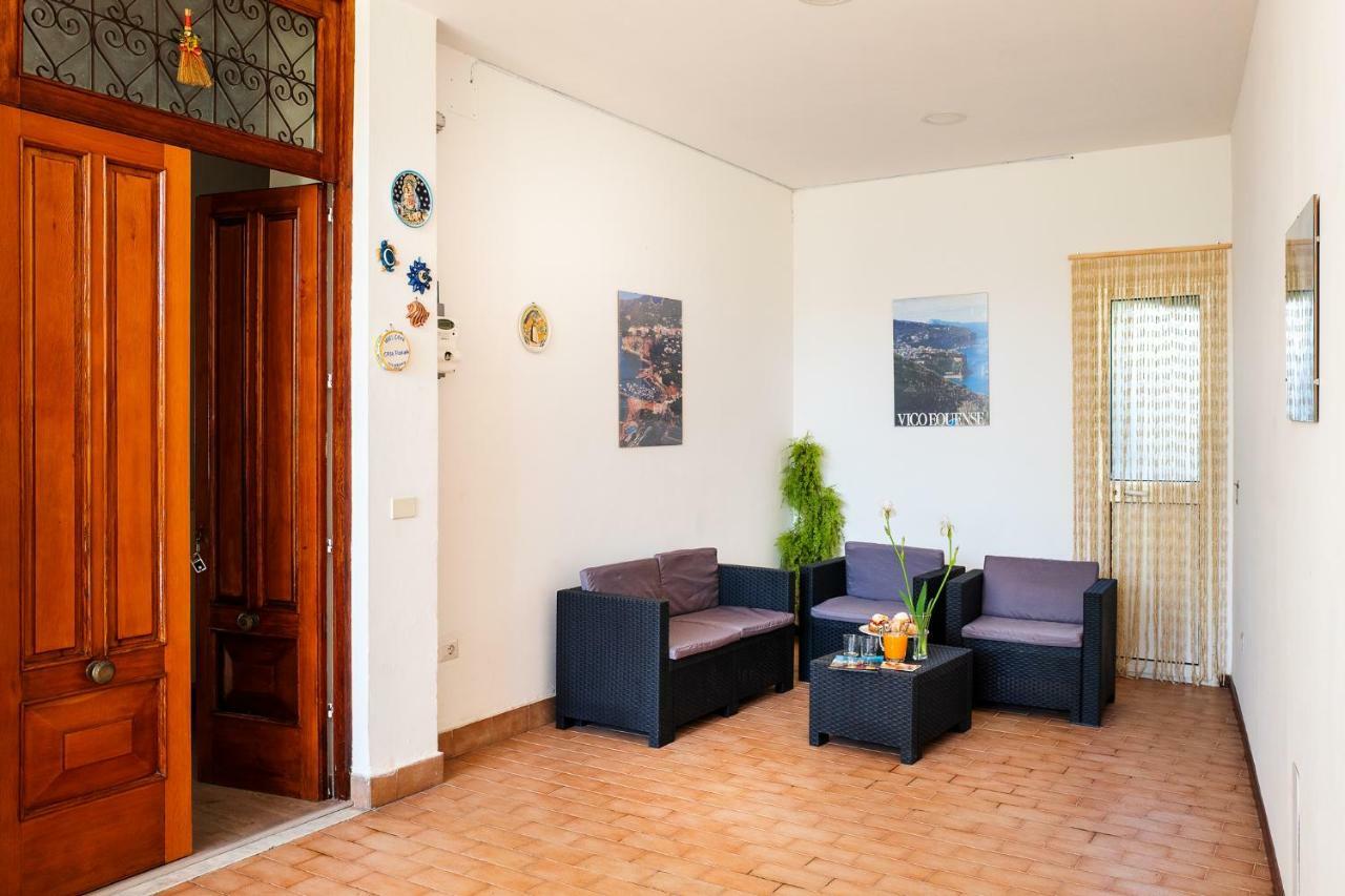 Casa Floriana Lägenhet Vico Equense Exteriör bild