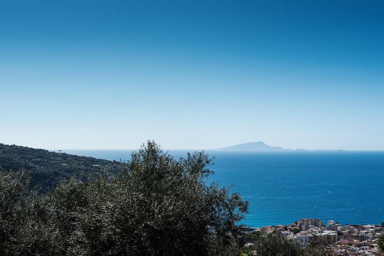 Casa Floriana Lägenhet Vico Equense Exteriör bild